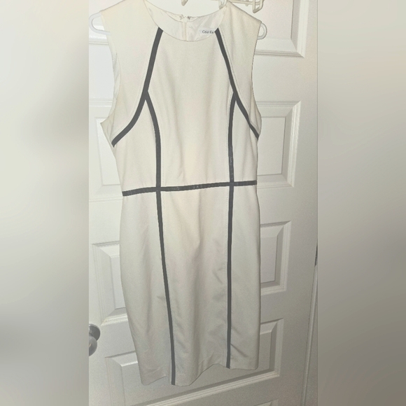 Calvin Klein fitted dress - Picture 1 of 3